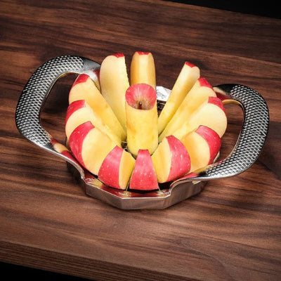 coupe legumes sur la table