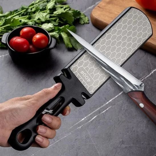 couteau a aiguiser avec notre aiguiseur couteau