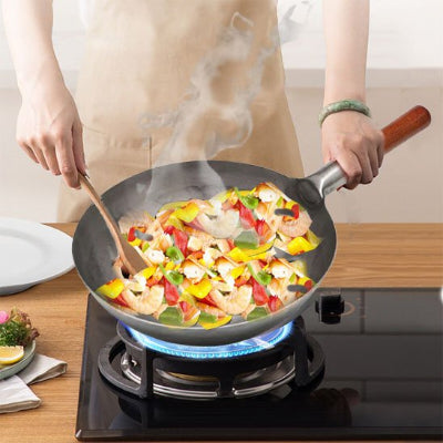 poele wok avec un temps de cuisson reduit